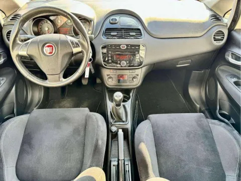 Fiat Punto 5p 1.3 mjt 16v Easy 75cv - Immagine 7