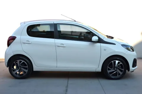 Peugeot 108 5p 1.0 vti Active s&s neopatentati - Immagine 5