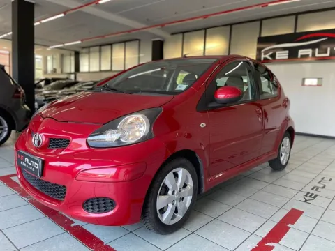 Toyota Aygo 5p 1.0 Now Connect - Immagine 1