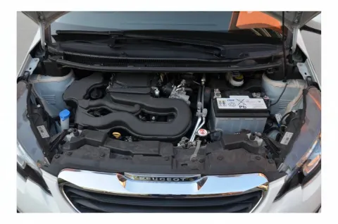 Peugeot 108 5p 1.0 vti Active s&s neopatentati - Immagine 15