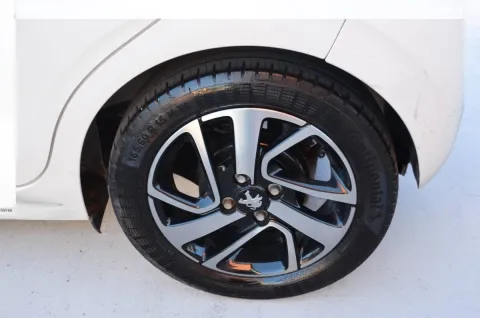 Peugeot 108 5p 1.0 vti Active s&s neopatentati - Immagine 16