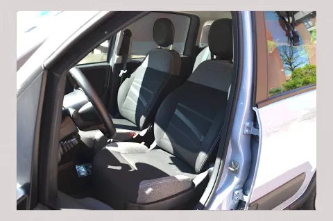 Fiat Panda 1.0 firefly hybrid City Life s&s 70cv - Immagine 9
