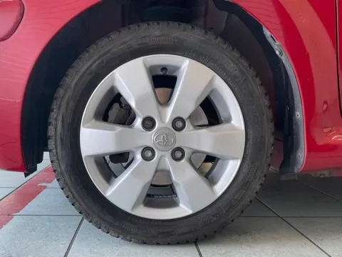 Toyota Aygo 5p 1.0 Now Connect - Immagine 18