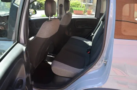 Fiat Panda 1.0 firefly hybrid City Life s&s 70cv - Immagine 13