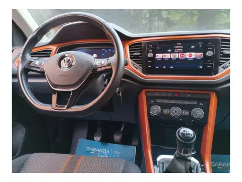Volkswagen T-Roc 1.0 tsi Style 115cv - Immagine 11