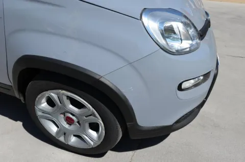 Fiat Panda 1.0 firefly hybrid City Life s&s 70cv - Immagine 18