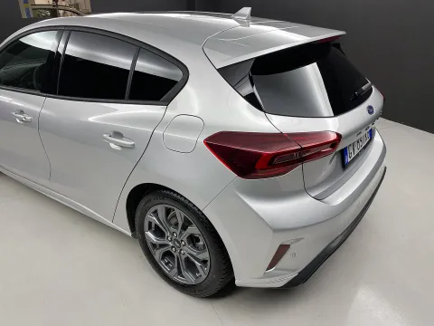 Ford Focus 1.0t ecoboost h ST-Line 125cv - Immagine 5
