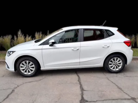 Seat Ibiza 1.0 tgi Business 90cv - Immagine 8