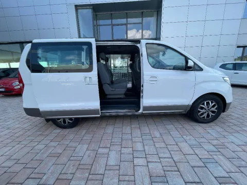 Hyundai H-1 Wagon 2.5 crdi vgt Active 8p.ti - Immagine 13