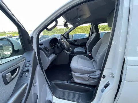 Hyundai H-1 Wagon 2.5 crdi vgt Active 8p.ti - Immagine 15