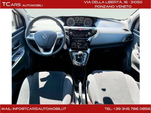 Lancia Ypsilon 0.9 t.air Gold ecochic metano 80cv E5+ - Immagine 7