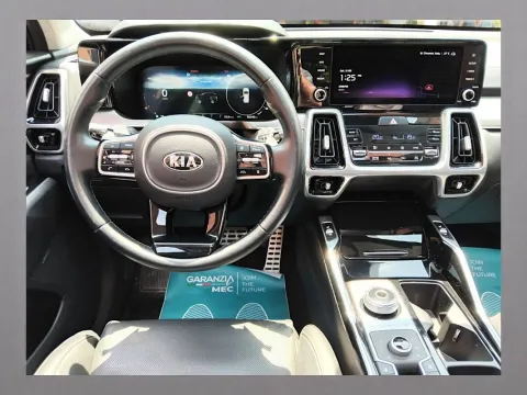 Kia Sorento 1.6 t-gdi phev Evolution awd at6 - Immagine 16