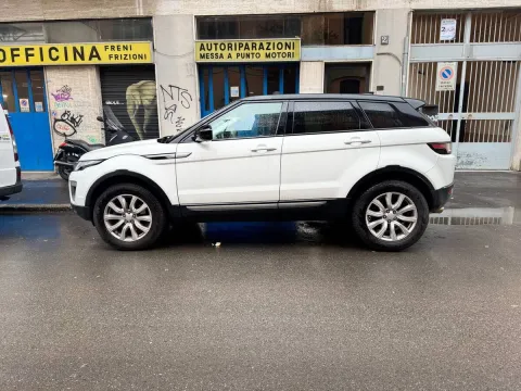 Land Rover Range Rover Evoque 5p 2.0 ed4 SE 150cv my19 - Immagine 7
