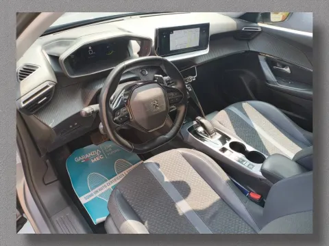 Peugeot 2008 1.5 bluehdi Allure Navi Pack s&s 130cv eat8 - Immagine 9