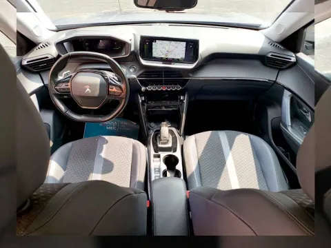 Peugeot 2008 1.5 bluehdi Allure Navi Pack s&s 130cv eat8 - Immagine 10