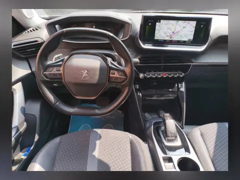 Peugeot 2008 1.5 bluehdi Allure Navi Pack s&s 130cv eat8 - Immagine 11