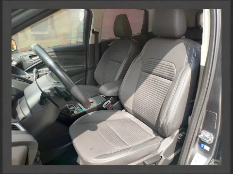 Ford Kuga 2.0 tdci Business s&s 2wd 120cv powershift my19.25 - Immagine 8