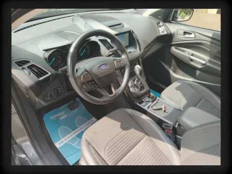 Ford Kuga 2.0 tdci Business s&s 2wd 120cv powershift my19.25 - Immagine 10