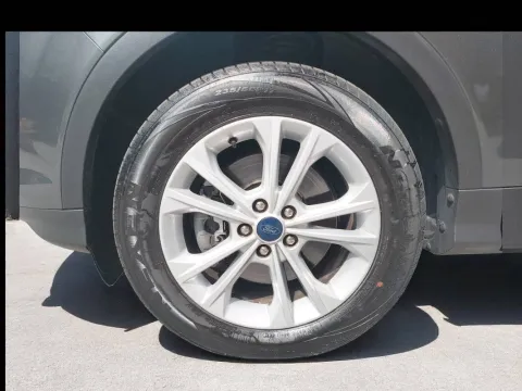 Ford Kuga 2.0 tdci Business s&s 2wd 120cv powershift my19.25 - Immagine 14