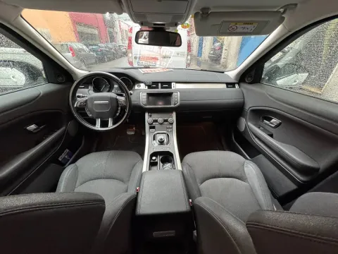 Land Rover Range Rover Evoque 5p 2.0 ed4 SE 150cv my19 - Immagine 14