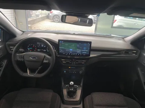 Ford Focus 1.0t ecoboost h ST-Line 125cv - Immagine 11