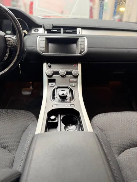 Land Rover Range Rover Evoque 5p 2.0 ed4 SE 150cv my19 - Immagine 15
