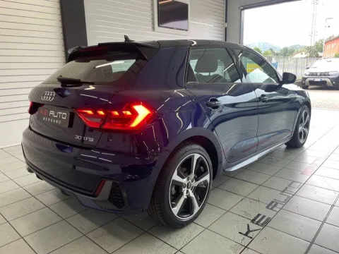 Audi A1 Sportback 30 1.0 tfsi S Line Edition 116cv - Immagine 4