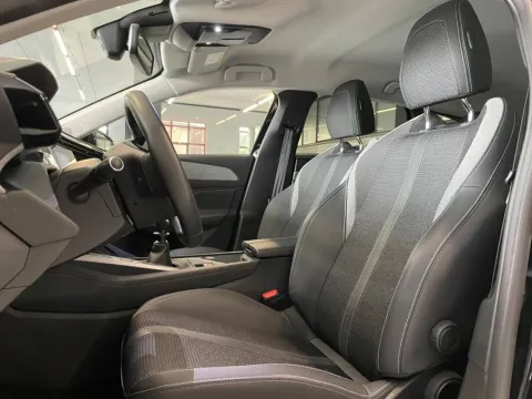 Peugeot 308 SW 1.2 puretech t Allure Pack s&s 130cv - Immagine 9