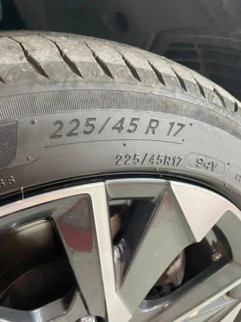 Peugeot 308 SW 1.2 puretech t Allure Pack s&s 130cv - Immagine 25