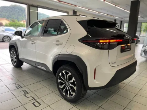 Toyota Yaris Cross 1.5h Trend fwd 130cv e-cvt - Immagine 4