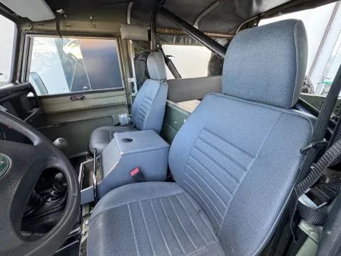 Land Rover Defender 90 2.5 td Soft Top - Immagine 13