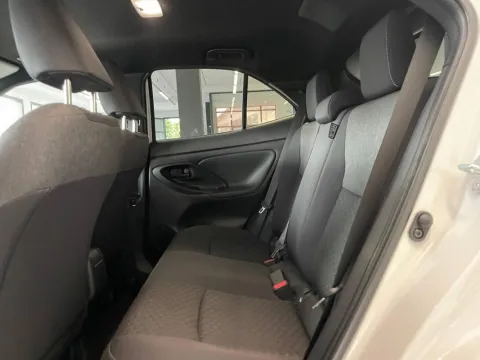 Toyota Yaris Cross 1.5h Trend fwd 130cv e-cvt - Immagine 13