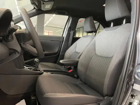 Toyota Yaris Cross 1.5h Trend fwd 130cv e-cvt - Immagine 9