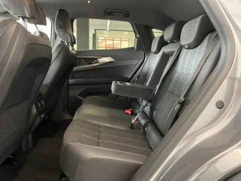 Renault Austral 1.2 E-Tech full hybrid Techno 200cv auto - Immagine 9