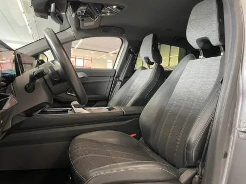 Renault Austral 1.2 E-Tech full hybrid Techno 200cv auto - Immagine 11
