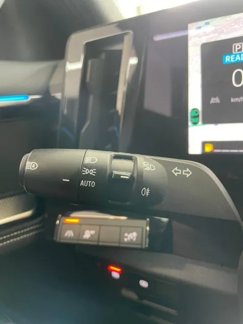 Renault Austral 1.2 E-Tech full hybrid Techno 200cv auto - Immagine 14