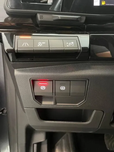 Renault Austral 1.2 E-Tech full hybrid Techno 200cv auto - Immagine 22