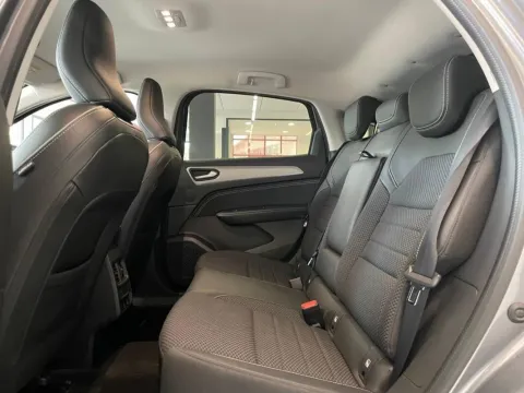 Renault Arkana 1.6 E-Tech full hybrid Techno 145cv - Immagine 10