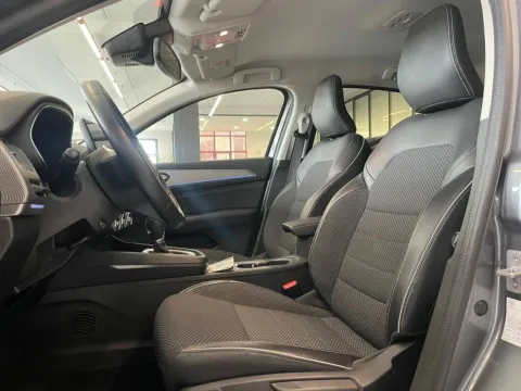 Renault Arkana 1.6 E-Tech full hybrid Techno 145cv - Immagine 13