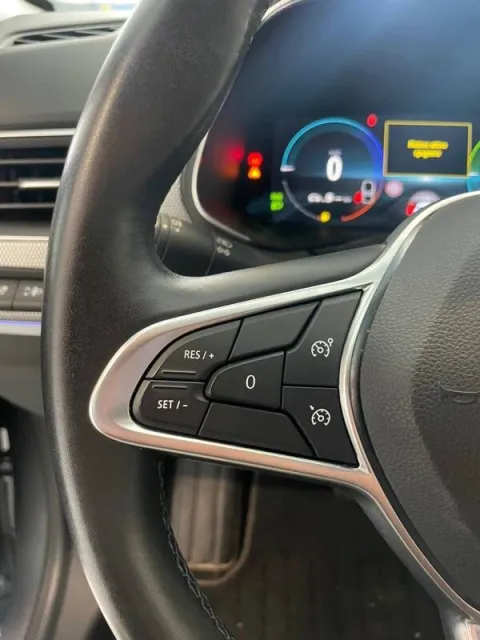 Renault Arkana 1.6 E-Tech full hybrid Techno 145cv - Immagine 15