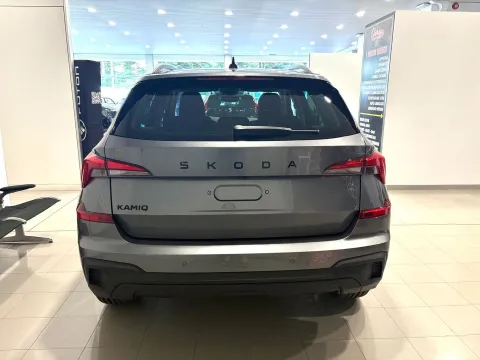Skoda Kamiq 1.0 tsi Black Dots 95cv - Immagine 7