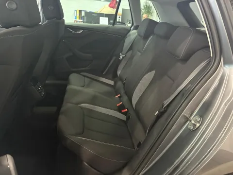Skoda Kamiq 1.0 tsi Black Dots 95cv - Immagine 10