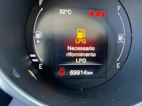 Fiat 500X 1.4 tjt Pop Star 4x2 Gpl 120cv - Immagine 18