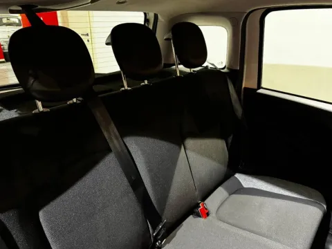 Fiat Panda 1.0 firefly hybrid City Life s&s 70cv 5p.ti - Immagine 9