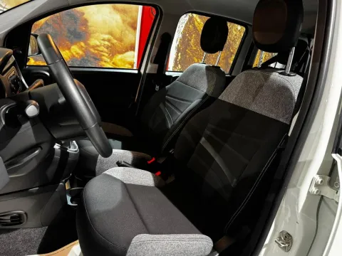 Fiat Panda 1.0 firefly hybrid City Life s&s 70cv 5p.ti - Immagine 11