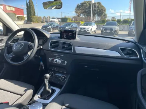 Audi Q3 2.0 tdi Business 120cv - Immagine 19
