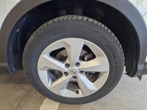 Nissan Qashqai 1.5 dci N-Tec 115cv - Immagine 10