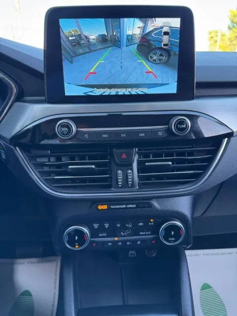 Ford Kuga 1.5 ecoblue Titanium X 2wd 120cv auto - Immagine 12
