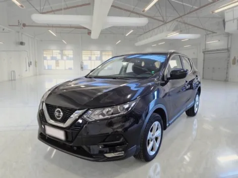 Nissan Qashqai 1.3 dig-t Business 140cv - Immagine 1
