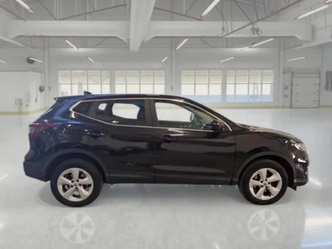 Nissan Qashqai 1.3 dig-t Business 140cv - Immagine 6